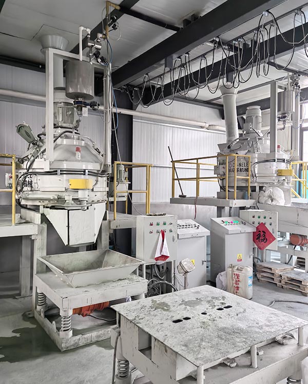 Refractory planetary mixers
